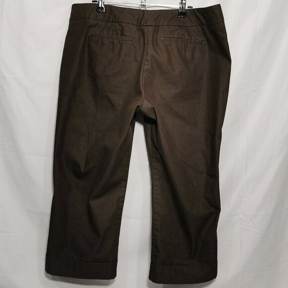 Brown Capris Size 14 #96 - Picture 4 of 11